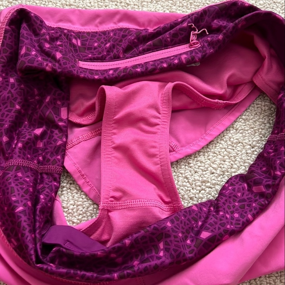 Lululemon Speed Up Shorts EUC - Picture 5 of 10